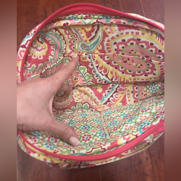 Vera Bradley Capri Melon Pattern Bowler Style Handbag Purse Pinks Greens White - Picture 3 of 5